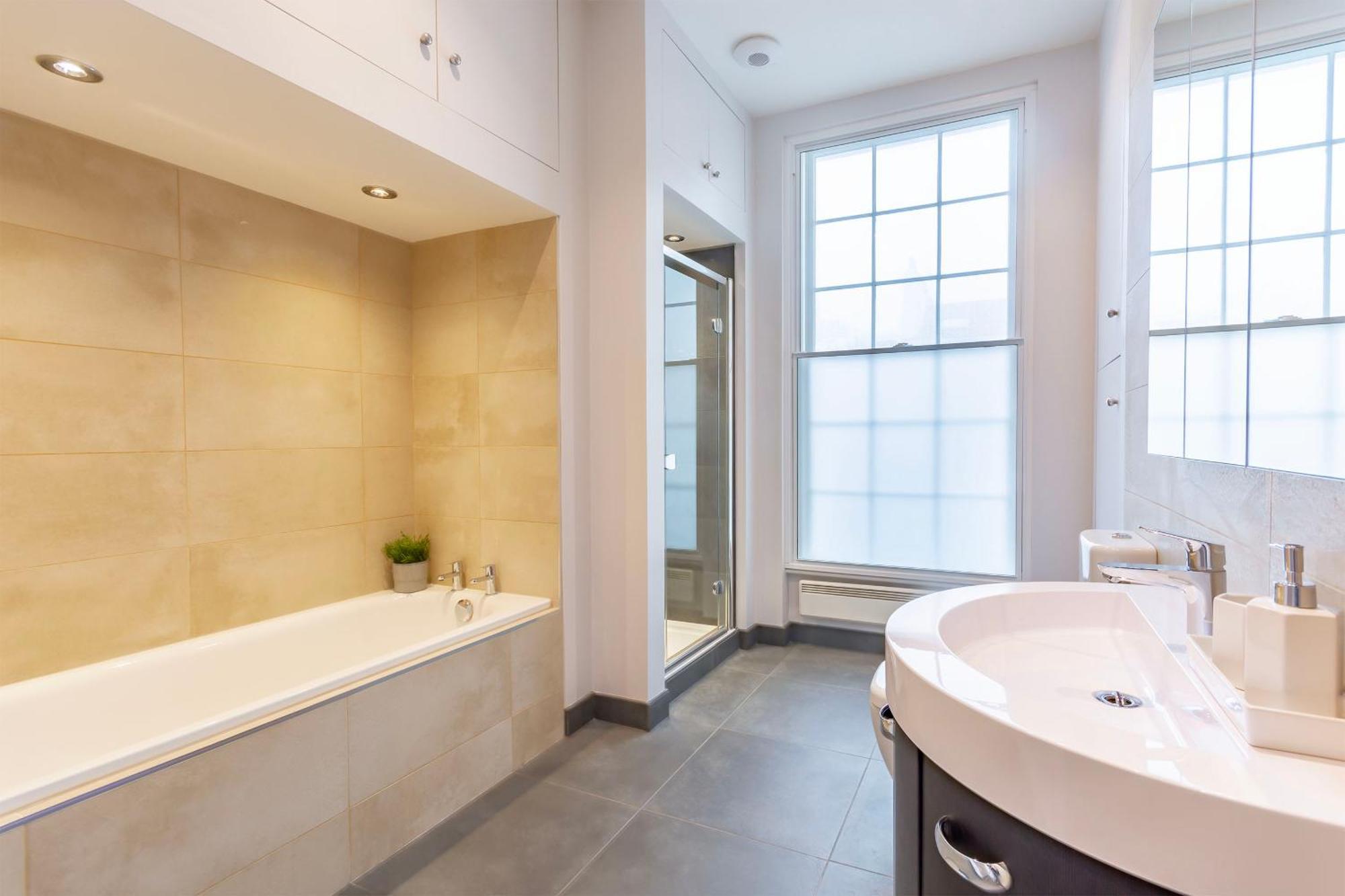 Luxury Spacious Flat For 4 Guests & Free Parking Appartement *