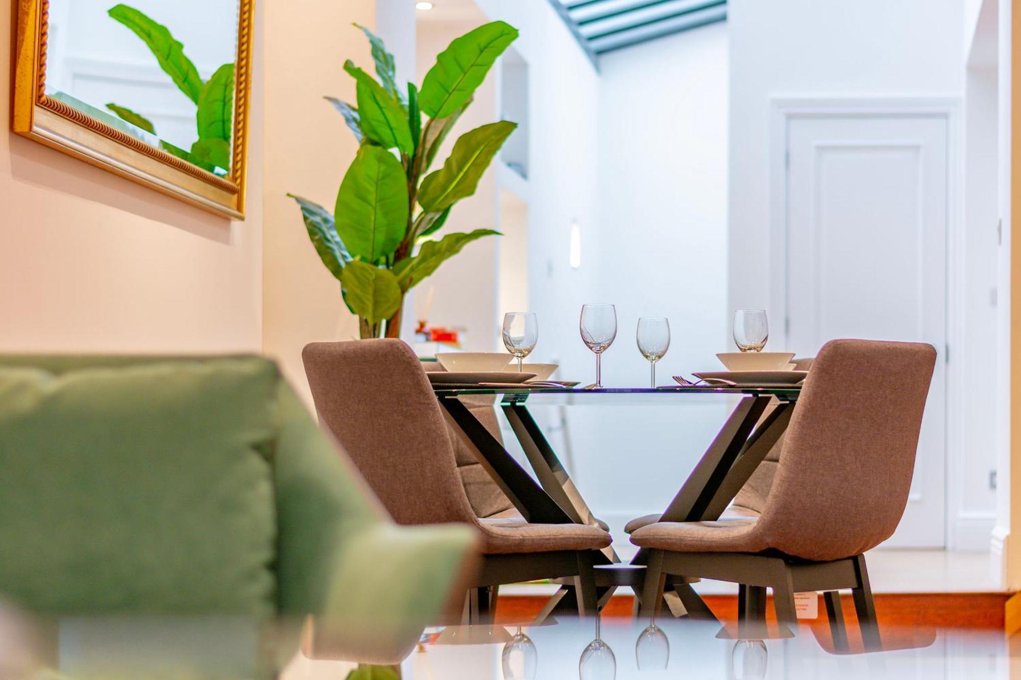 Luxury Spacious Flat For 4 Guests & Free Parking Appartement *